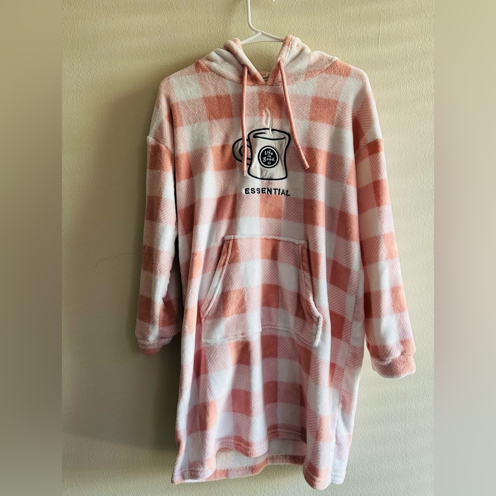 Life is Good wearable blanket!